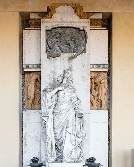 Monumento Cavallini Turella